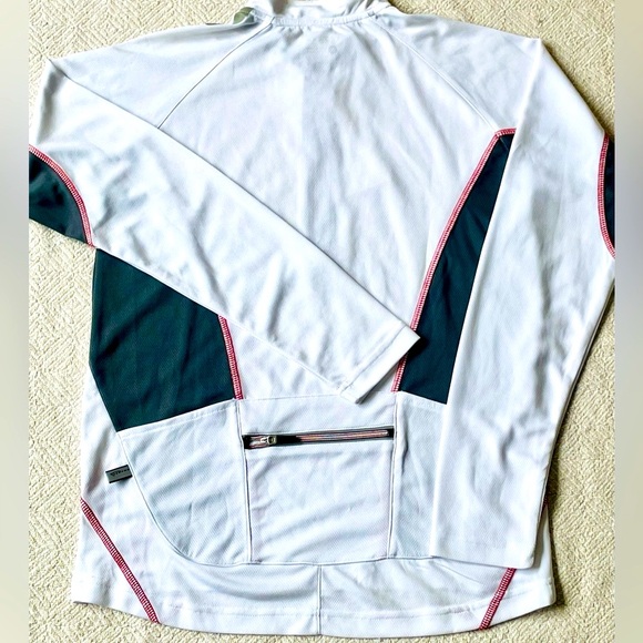 **$5 w/Bundle**🚴🏼‍♂️Serfas Venturi Biker Jersey - Picture 6 of 12